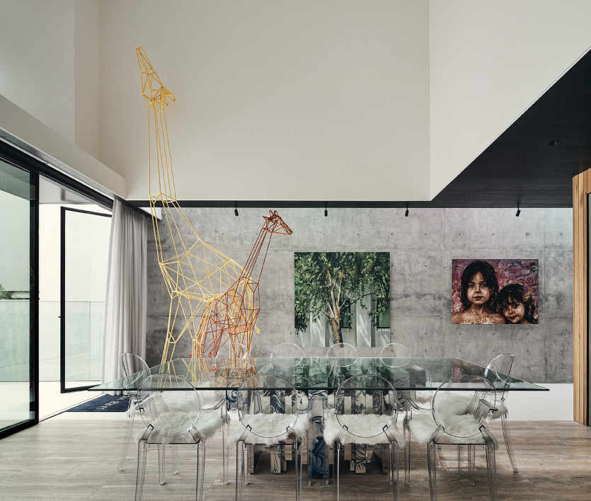 JARtB-House-Toorak-Melbourne-apaisder-interview-with-Billy-form-Kavellaris-Urban-Design-dining-giraffes